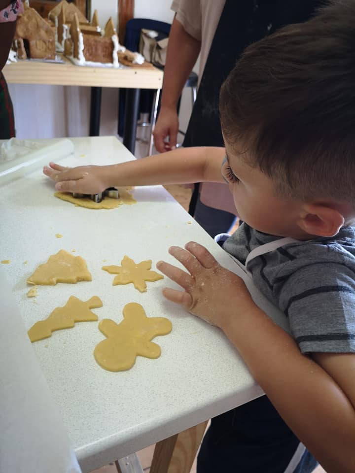 Little hands at work in the kitchen